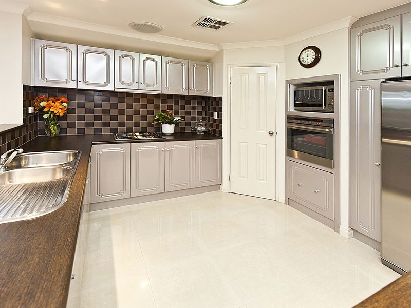 3 Foxton Boulevard, High Wycombe WA 6057