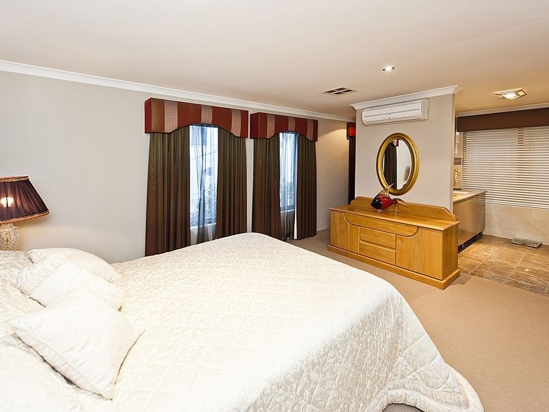 3 Foxton Boulevard, High Wycombe WA 6057