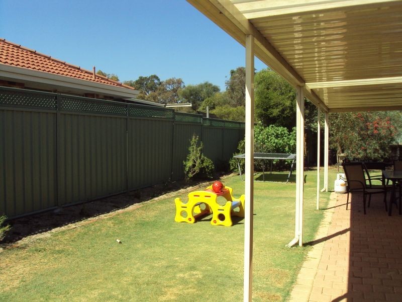 40 Feeney Gardens, High Wycombe WA 6057