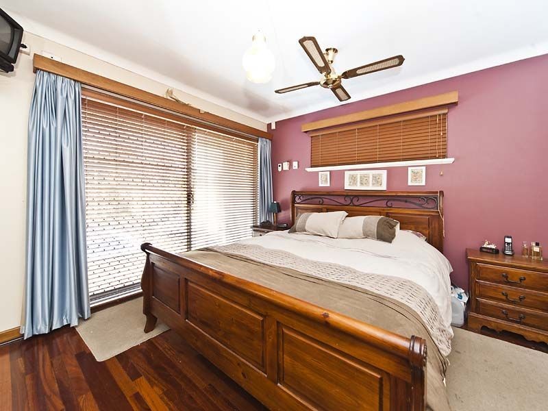 11 Wakefield Road, High Wycombe WA 6057