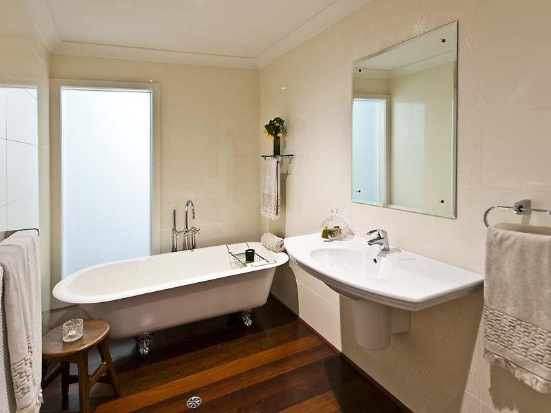 74 Davies Crescent, Gooseberry Hill WA 6076