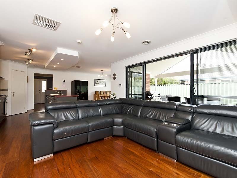 29 Fleet Circle, High Wycombe WA 6057