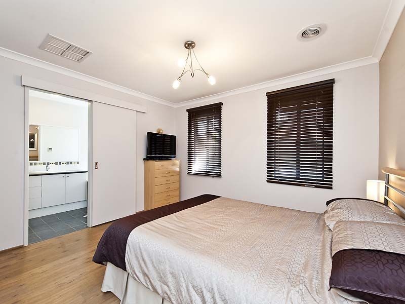 29 Fleet Circle, High Wycombe WA 6057