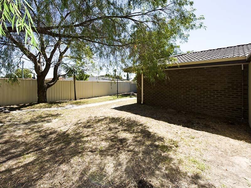 2 Musk Court, High Wycombe WA 6057