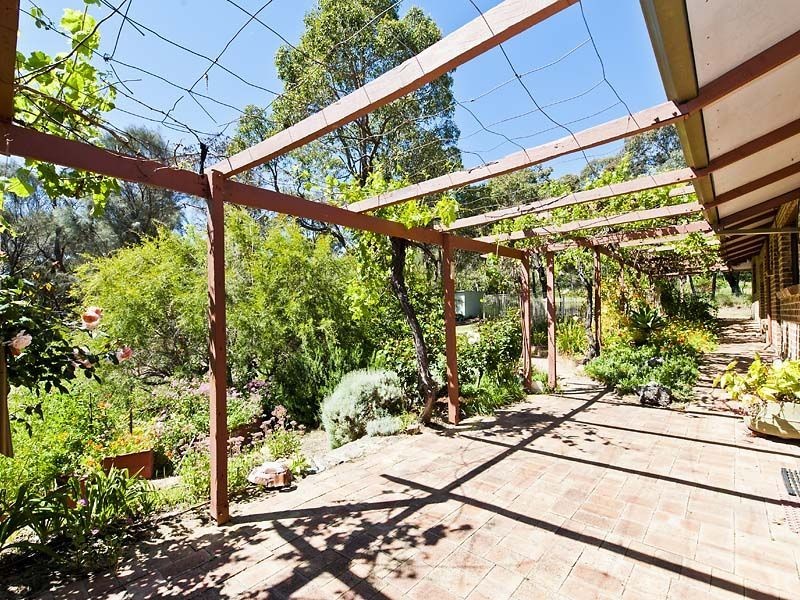 112 Scott Street, Boya WA 6056