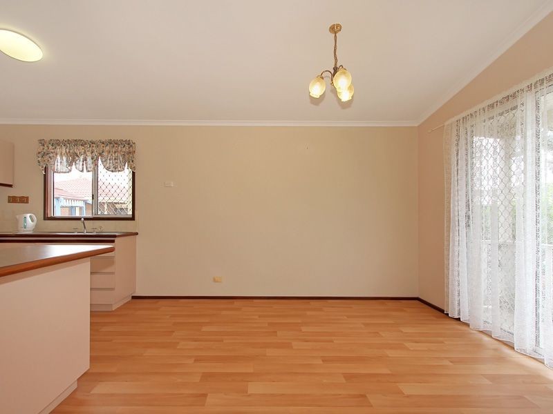 6/186 Hale Road, Forrestfield WA 6058