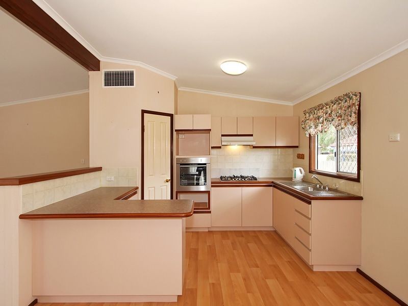 6/186 Hale Road, Forrestfield WA 6058