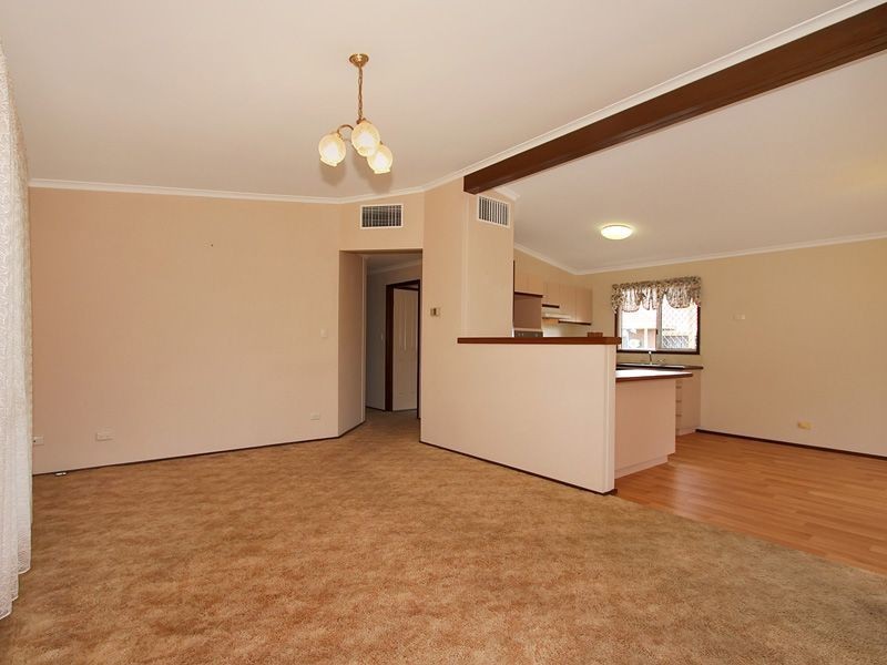 6/186 Hale Road, Forrestfield WA 6058