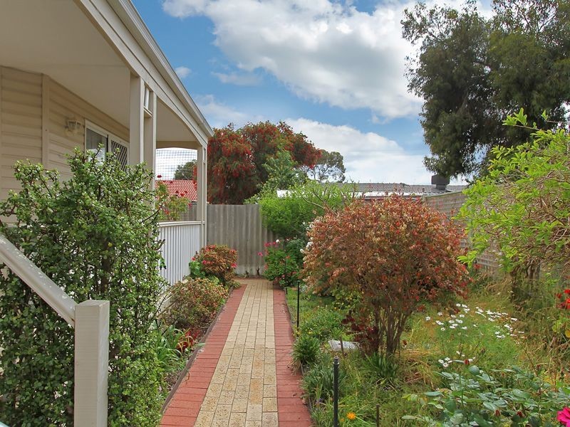 6/186 Hale Road, Forrestfield WA 6058