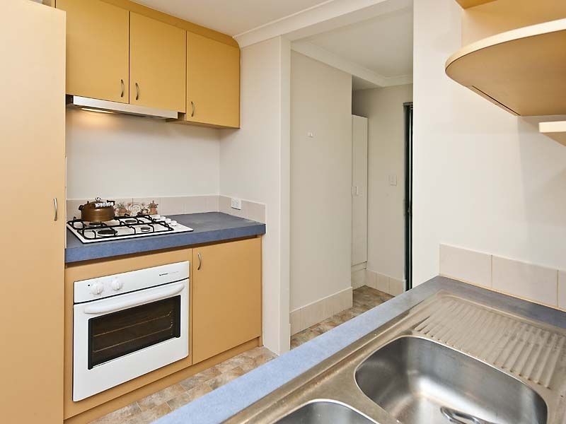 8 Littlefield Road, High Wycombe WA 6057