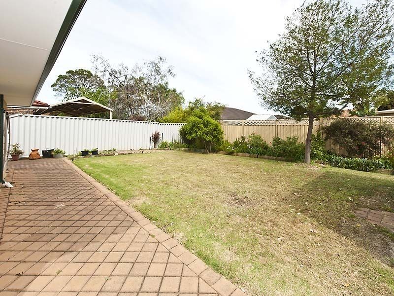 8 Littlefield Road, High Wycombe WA 6057