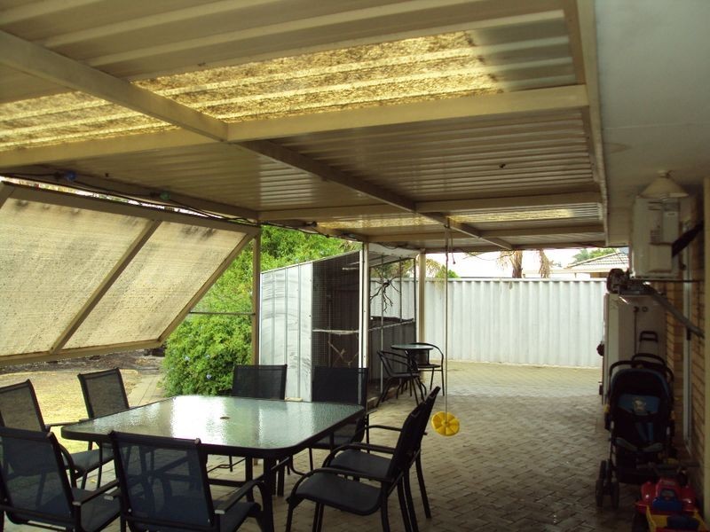 40 Birrine Gardens, High Wycombe WA 6057