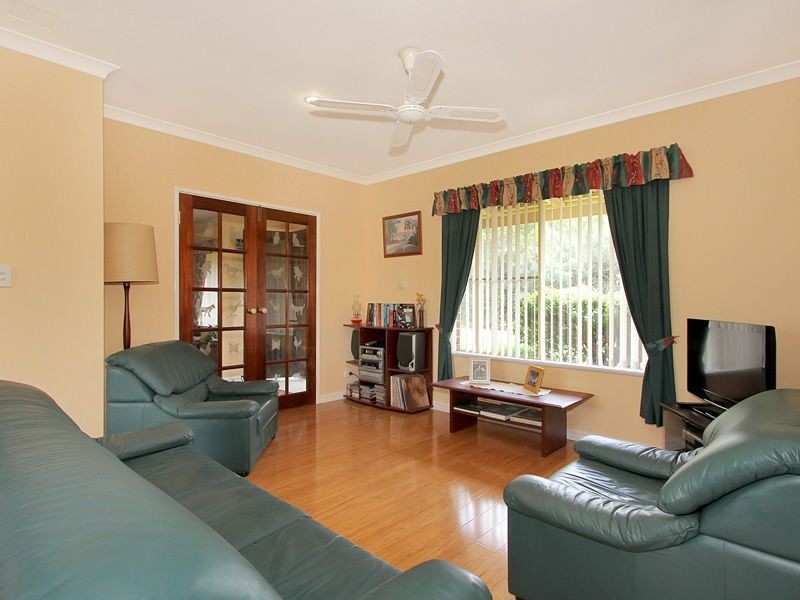 56 Victoria Road, Wattle Grove WA 6107