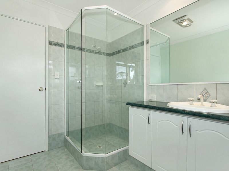 56 Victoria Road, Wattle Grove WA 6107