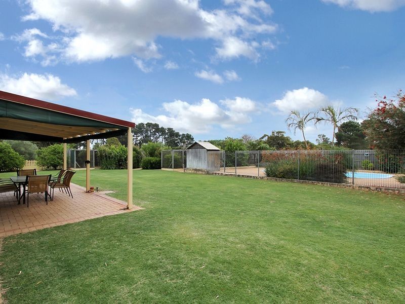 56 Victoria Road, Wattle Grove WA 6107
