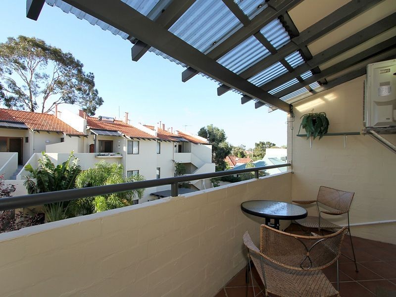 22/19 Delamere Avenue, South Perth WA 6151
