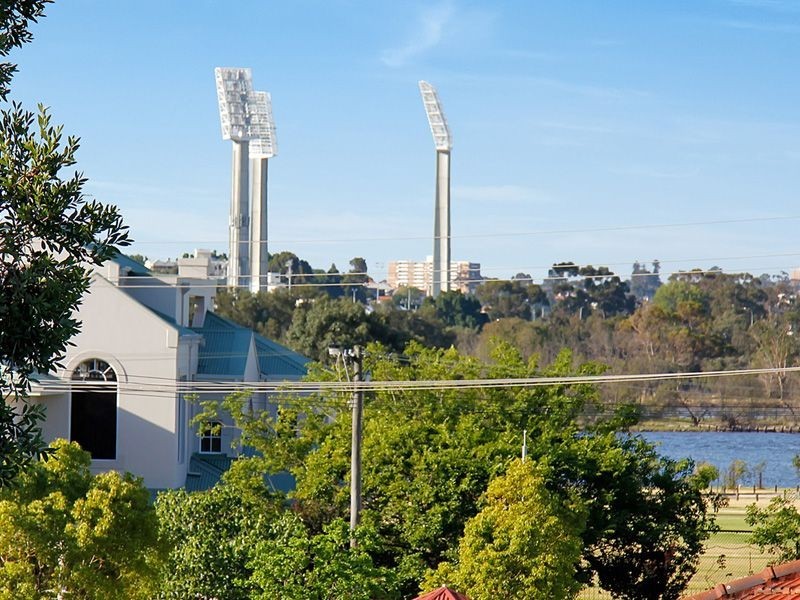 22/19 Delamere Avenue, South Perth WA 6151