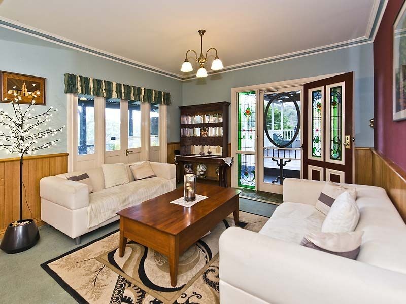 34 Heidelberg Road, Bickley WA 6076