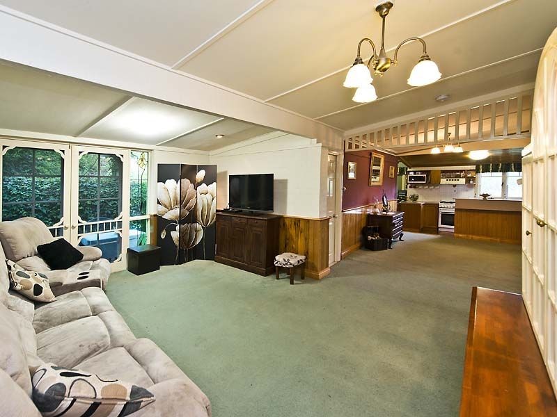 34 Heidelberg Road, Bickley WA 6076