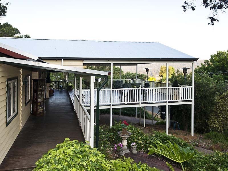 34 Heidelberg Road, Bickley WA 6076