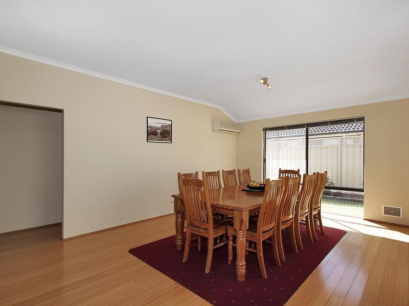 2 Kalari Drive, Wattle Grove WA 6107