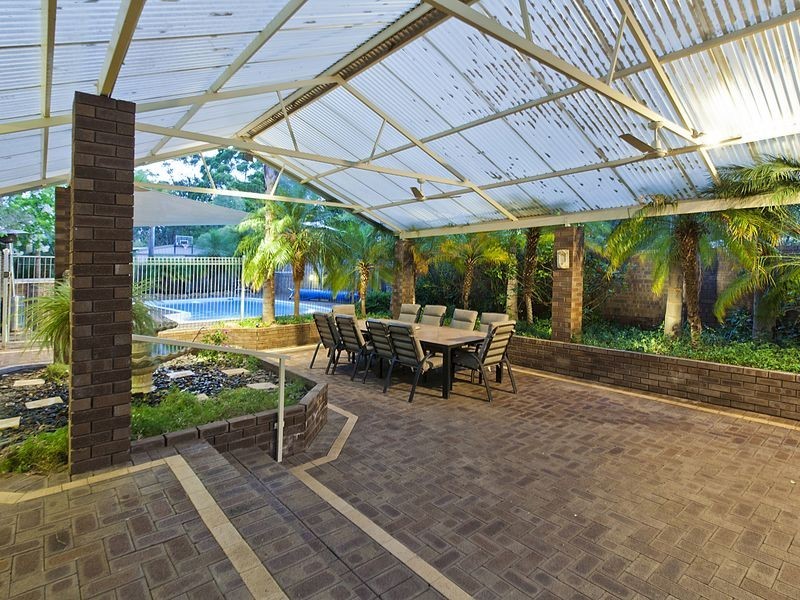 14 Hawkvalley Crescent, Maida Vale WA 6057