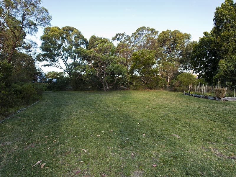 14 Hawkvalley Crescent, Maida Vale WA 6057