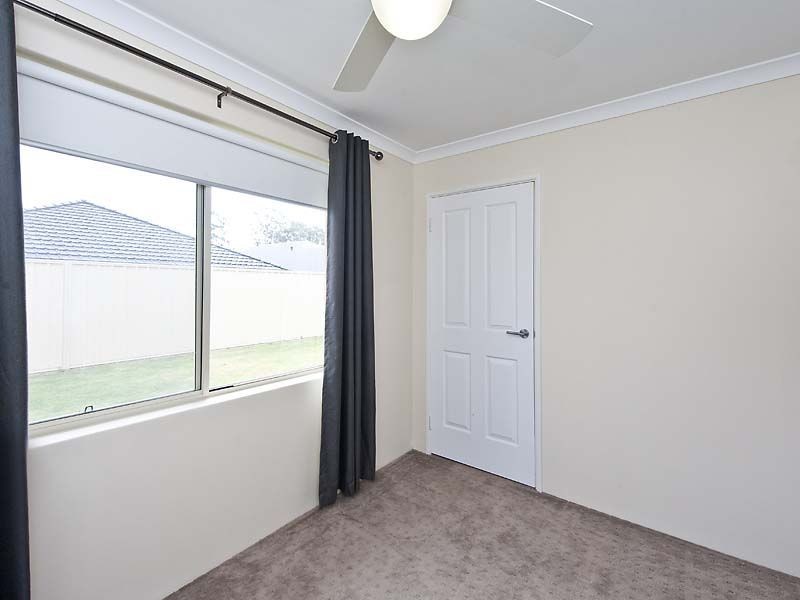 6 Kalil Fawy, Forrestfield WA 6058