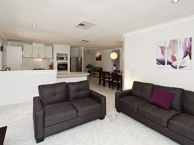 54 Frangipani Loop, Marangaroo WA 6064