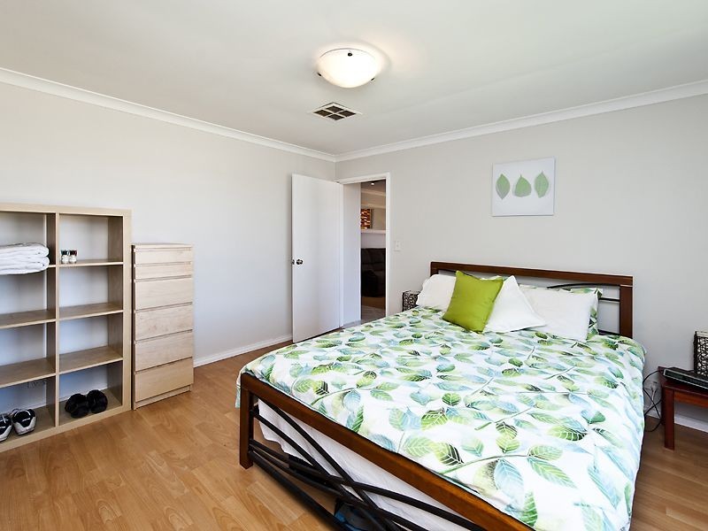 54 Frangipani Loop, Marangaroo WA 6064