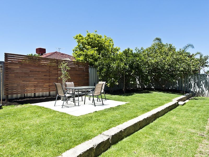 54 Frangipani Loop, Marangaroo WA 6064