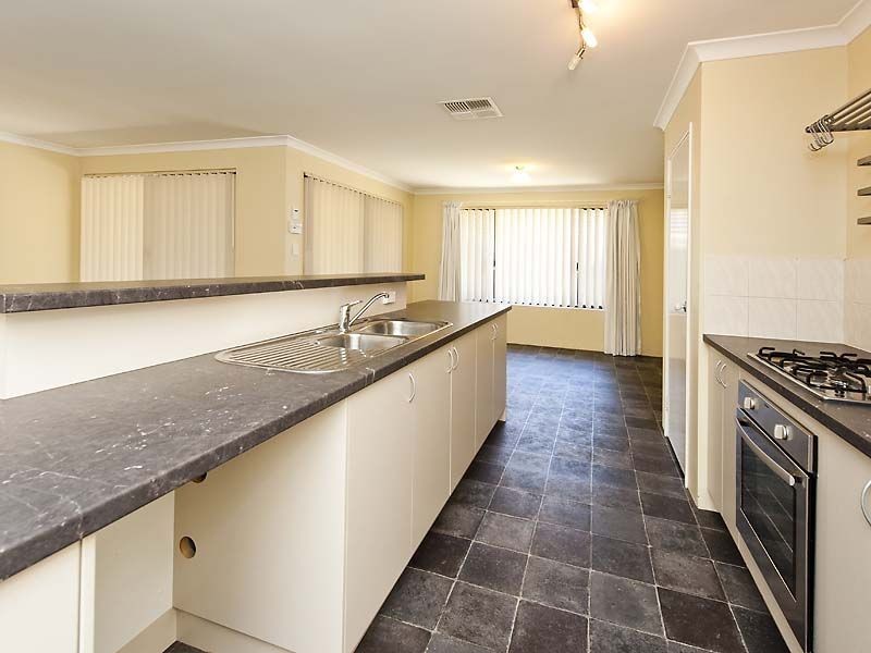 47 Larwood Crescent, High Wycombe WA 6057