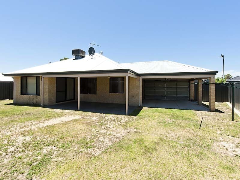 47 Larwood Crescent, High Wycombe WA 6057