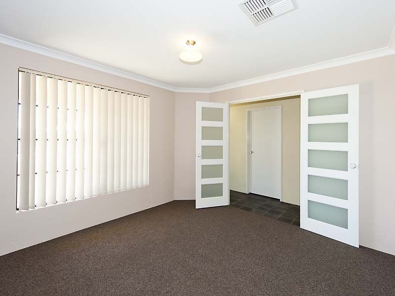 47 Larwood Crescent, High Wycombe WA 6057