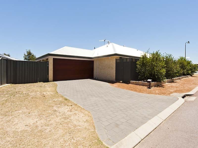 47 Larwood Crescent, High Wycombe WA 6057