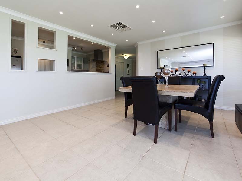 47 Upwood Circle, High Wycombe WA 6057