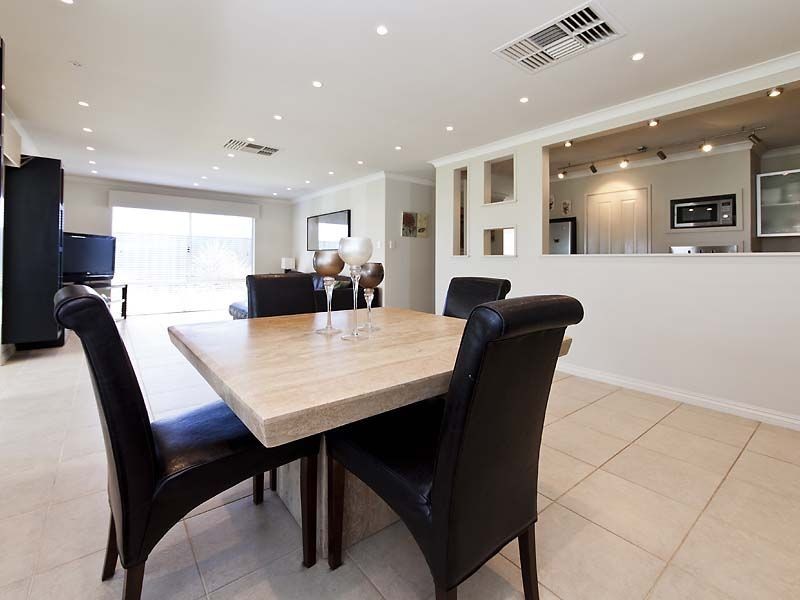 47 Upwood Circle, High Wycombe WA 6057