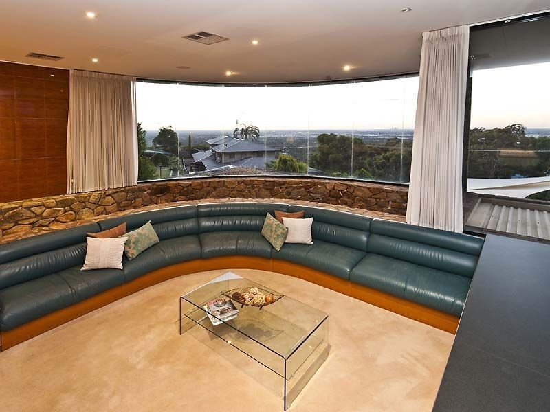 34 Prospect Crescent, Kalamunda WA 6076