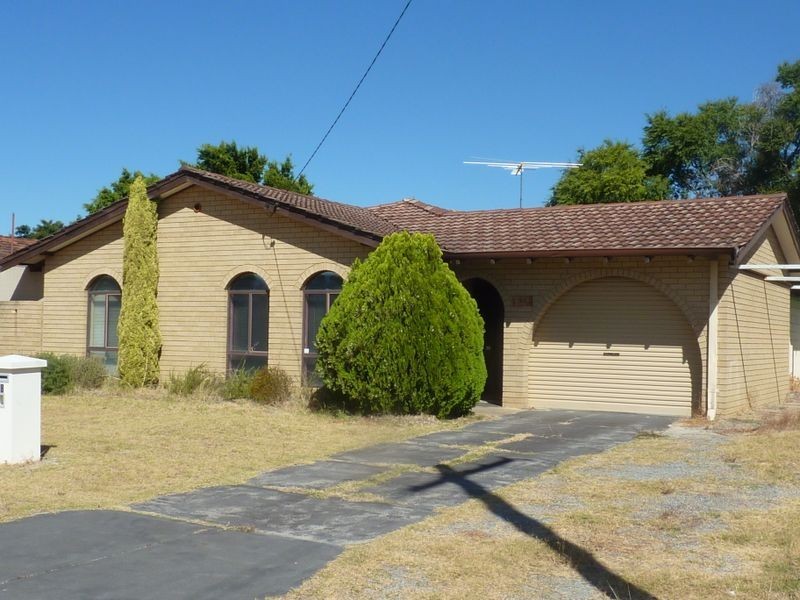 48 Pavetta Crescent, Forrestfield WA 6058