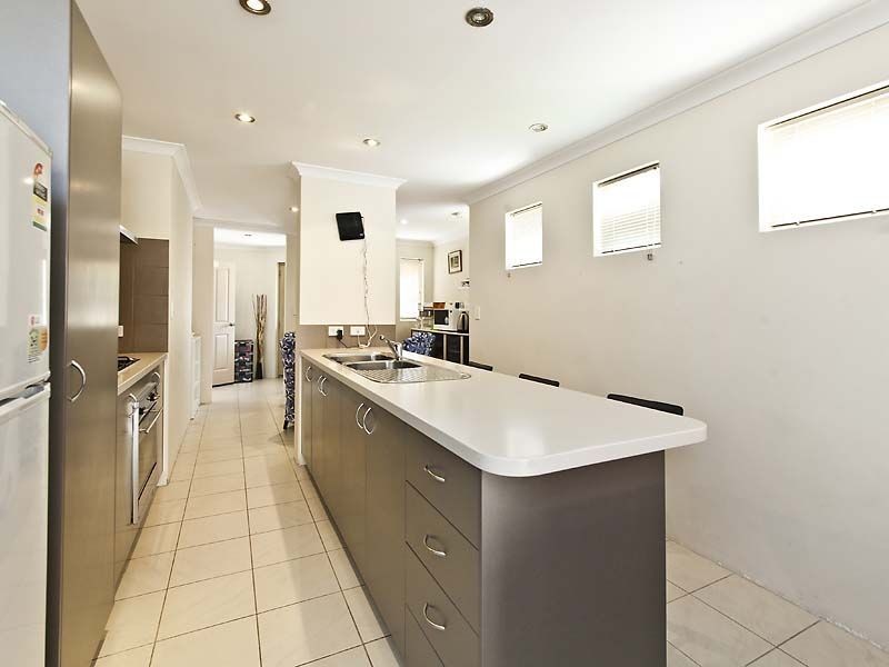 Unit 1/13 Treen Close, High Wycombe WA 6057