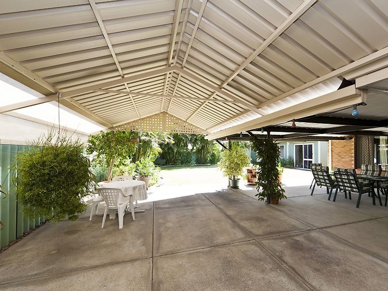 70 Solandra Way, Forrestfield WA 6058