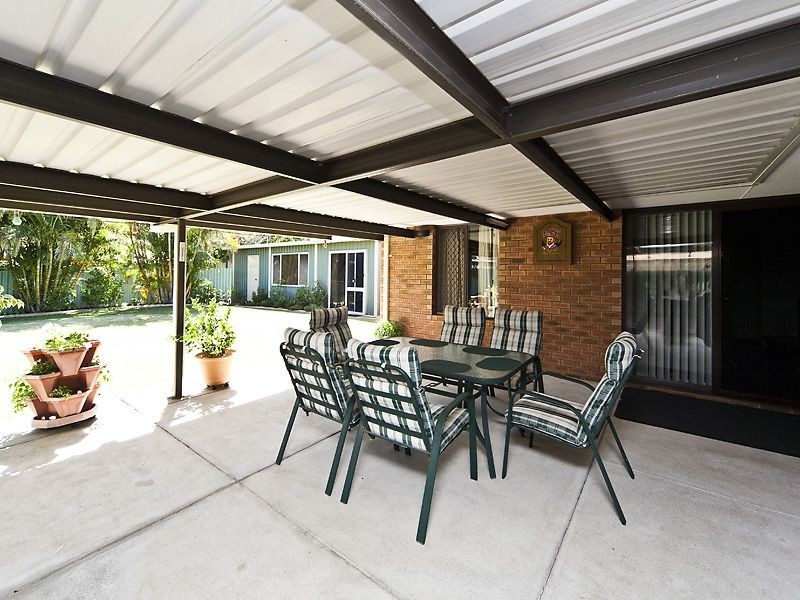 70 Solandra Way, Forrestfield WA 6058