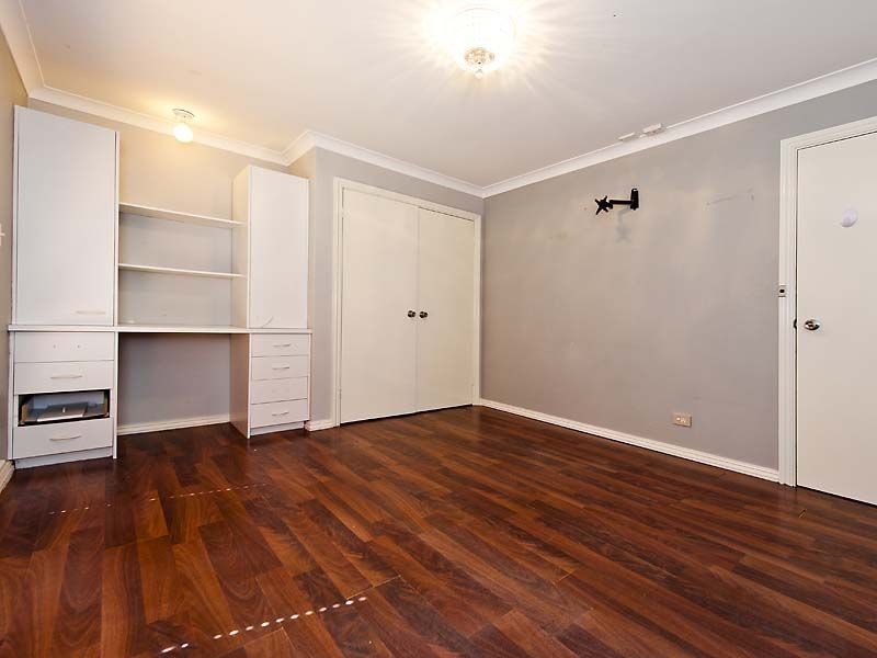 6 Moonglow Rise, Maida Vale WA 6057