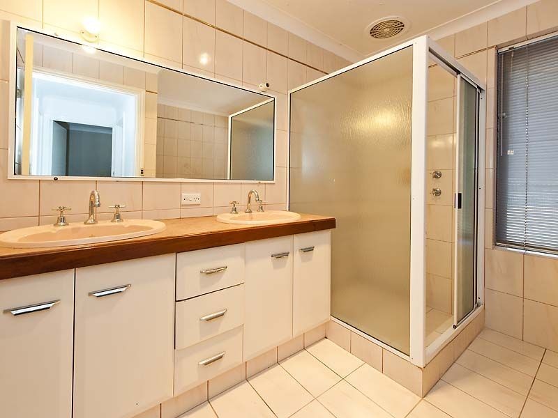 6 Moonglow Rise, Maida Vale WA 6057