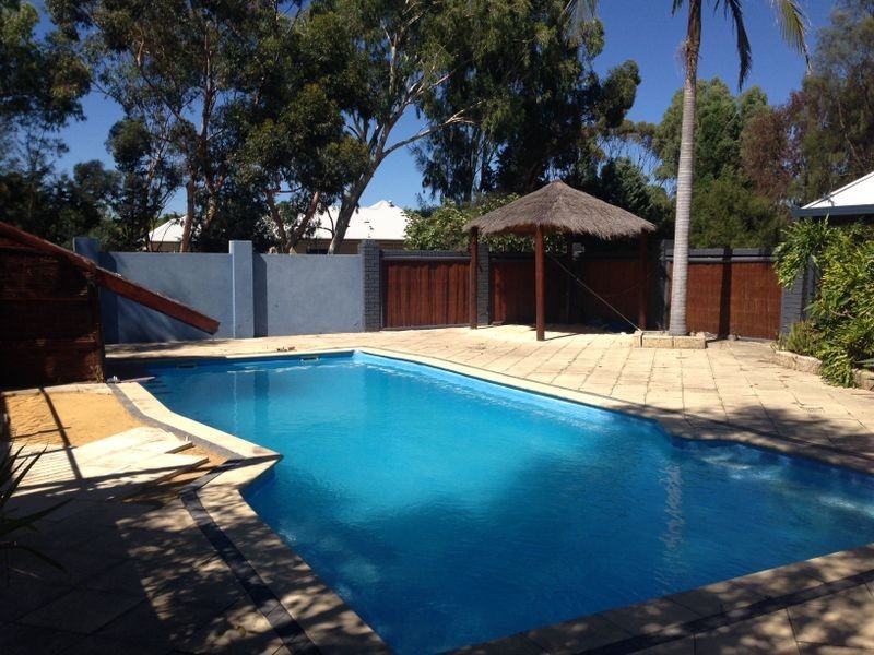 6 Moonglow Rise, Maida Vale WA 6057