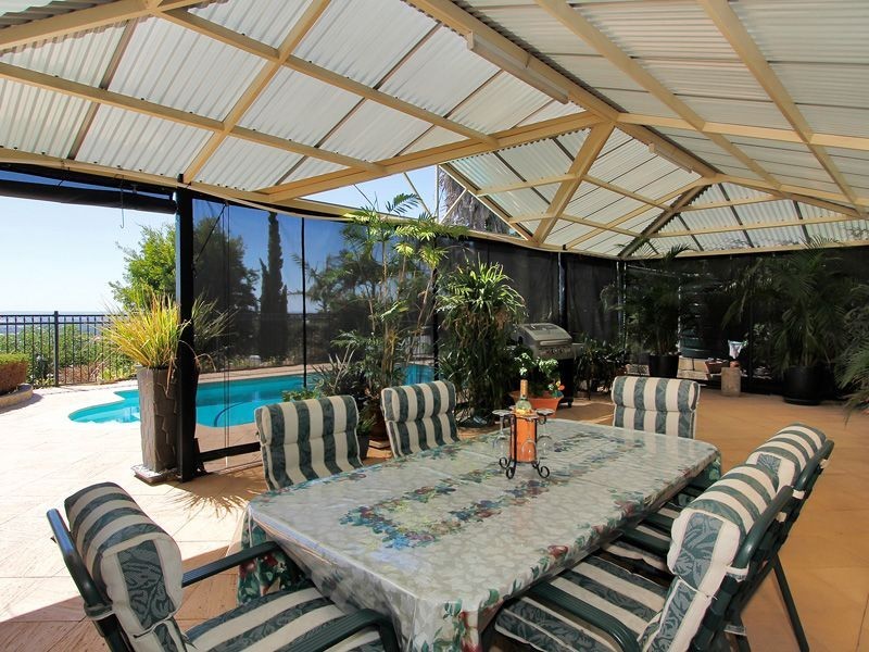 207 Falls Road, Lesmurdie WA 6076