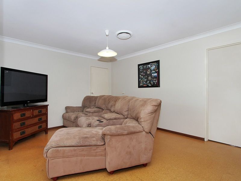 13 Carissa Way, Forrestfield WA 6058