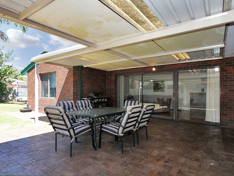 13 Carissa Way, Forrestfield WA 6058