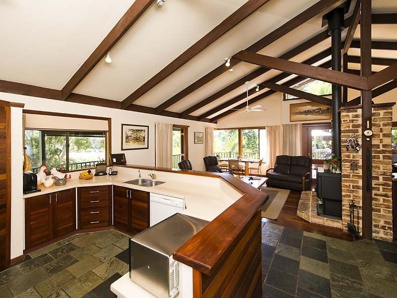 29 Loaring Road, Bickley WA 6076