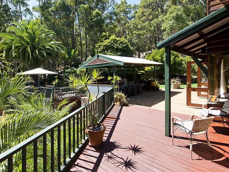 29 Loaring Road, Bickley WA 6076